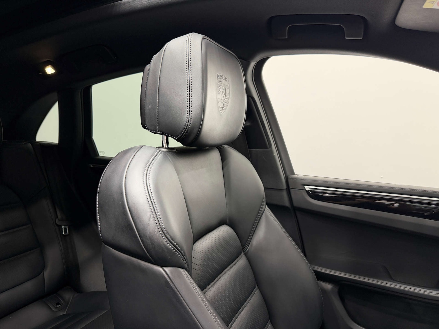 Used Porsche Macan 2023 for sale - 77833879: Photo 35