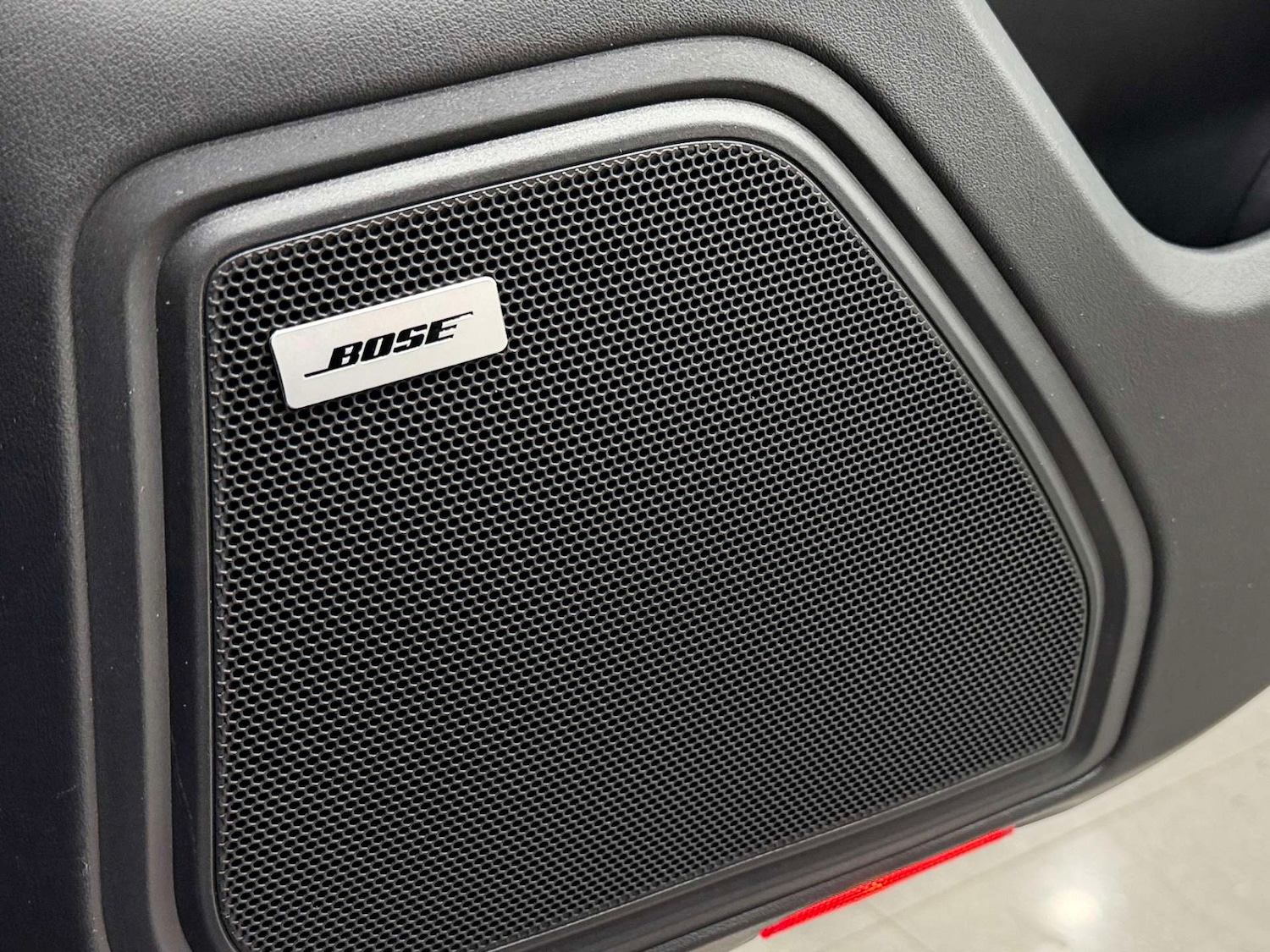 Used Porsche Macan 2023 for sale - 77833879: Photo 41