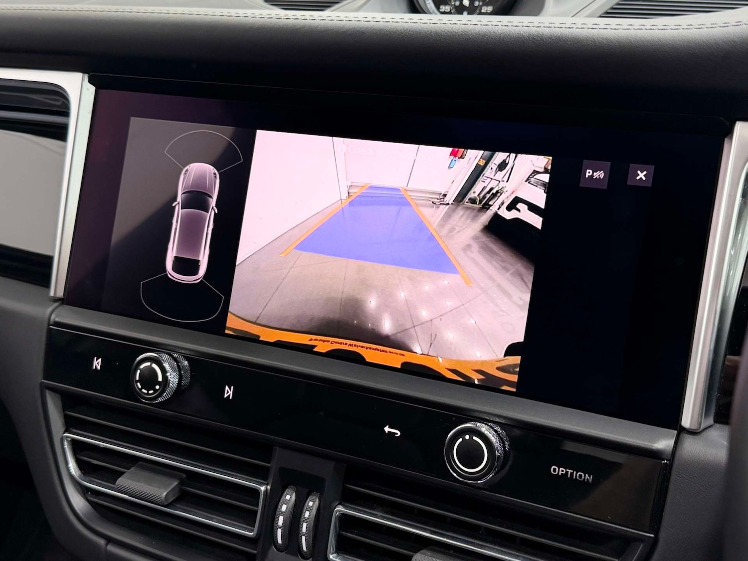 Used Porsche Macan 2023 for sale - 77833879: Photo 51