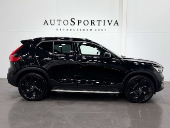 Used Volvo XC40 2025 for sale - 78908799: Photo
