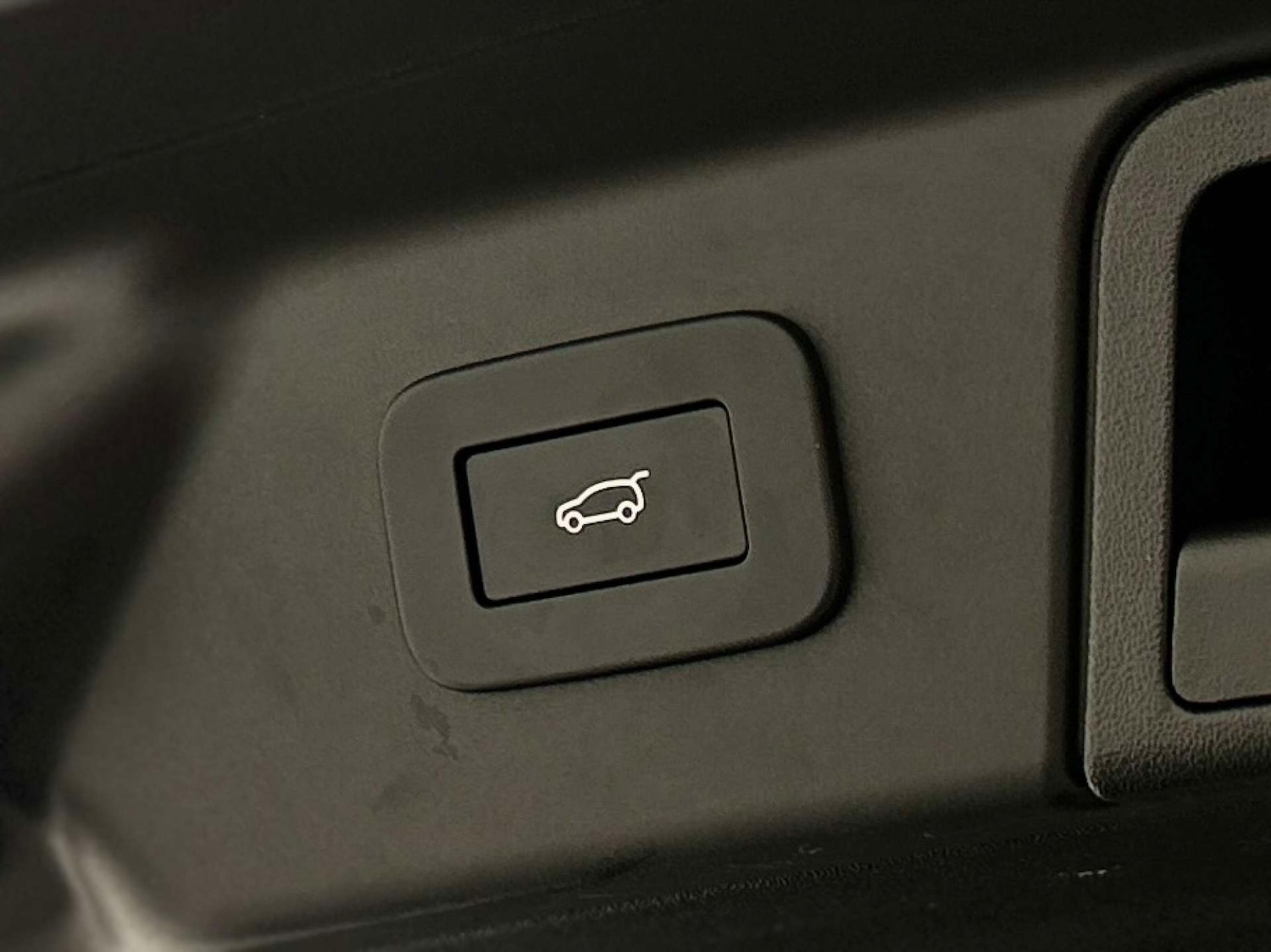 Used Land Rover Range Rover Velar 2023 for sale - 77022482: Photo 29