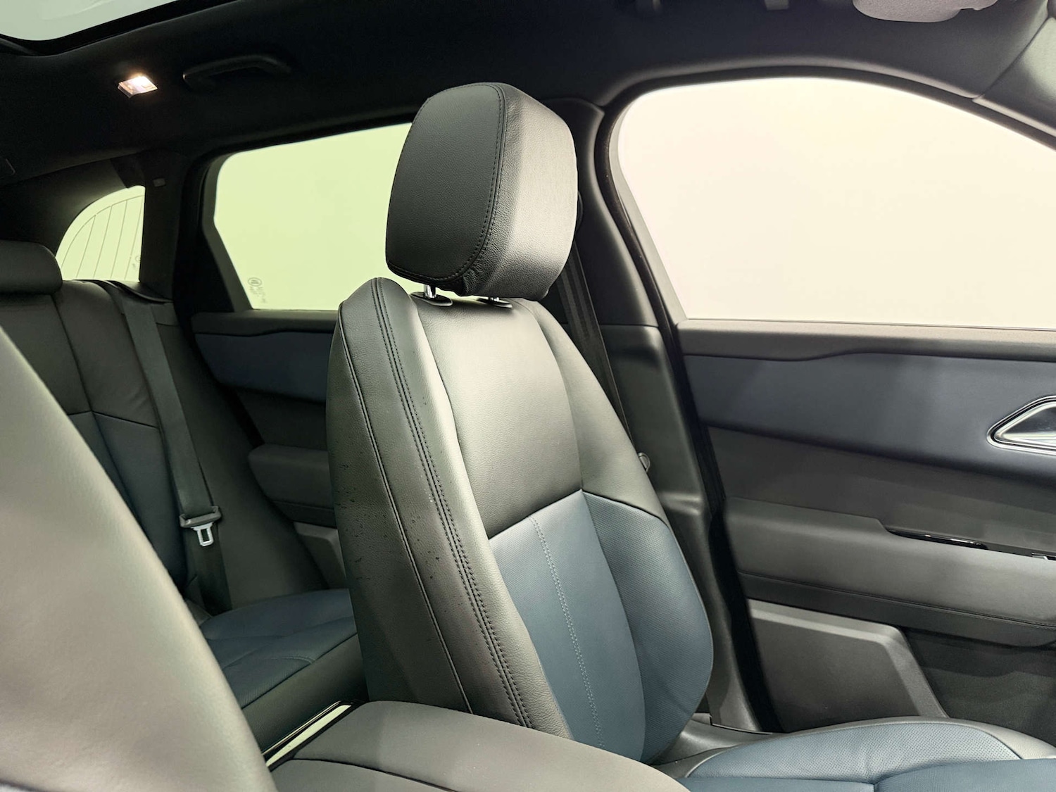 Used Land Rover Range Rover Velar 2023 for sale - 77022482: Photo 38