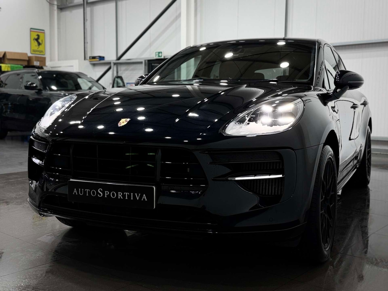 Used Porsche Macan 2020 for sale - 77285514: Photo 12