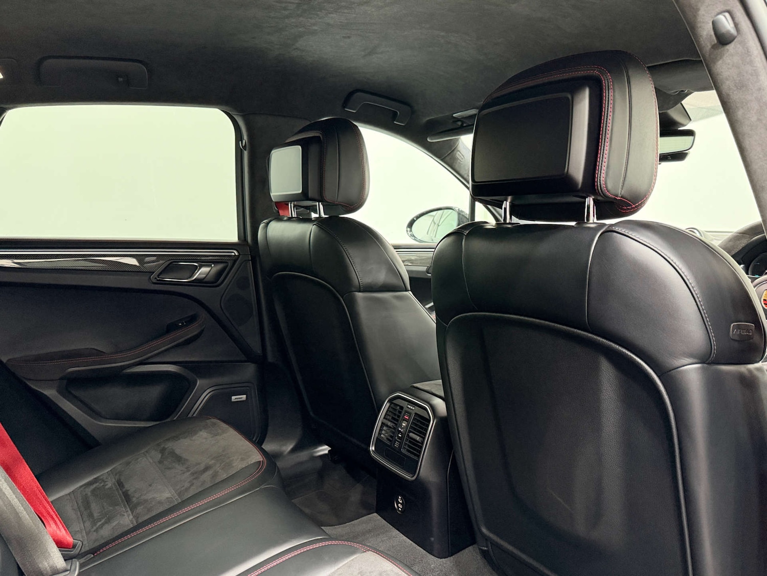 Used Porsche Macan 2020 for sale - 77285514: Photo 18