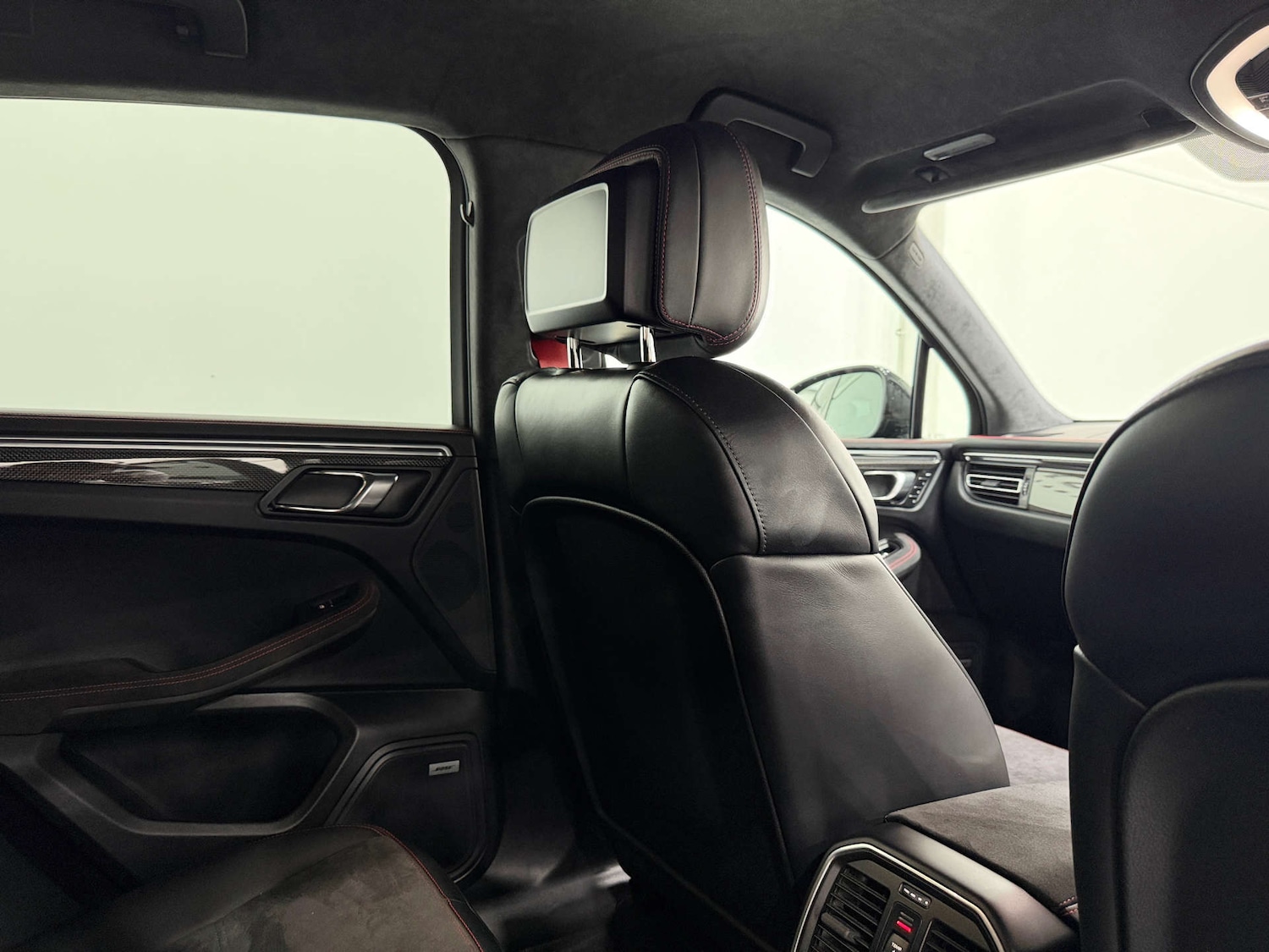 Used Porsche Macan 2020 for sale - 77285514: Photo 19