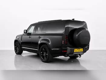 Used Land Rover Defender 2023 for sale - 79720587: Photo
