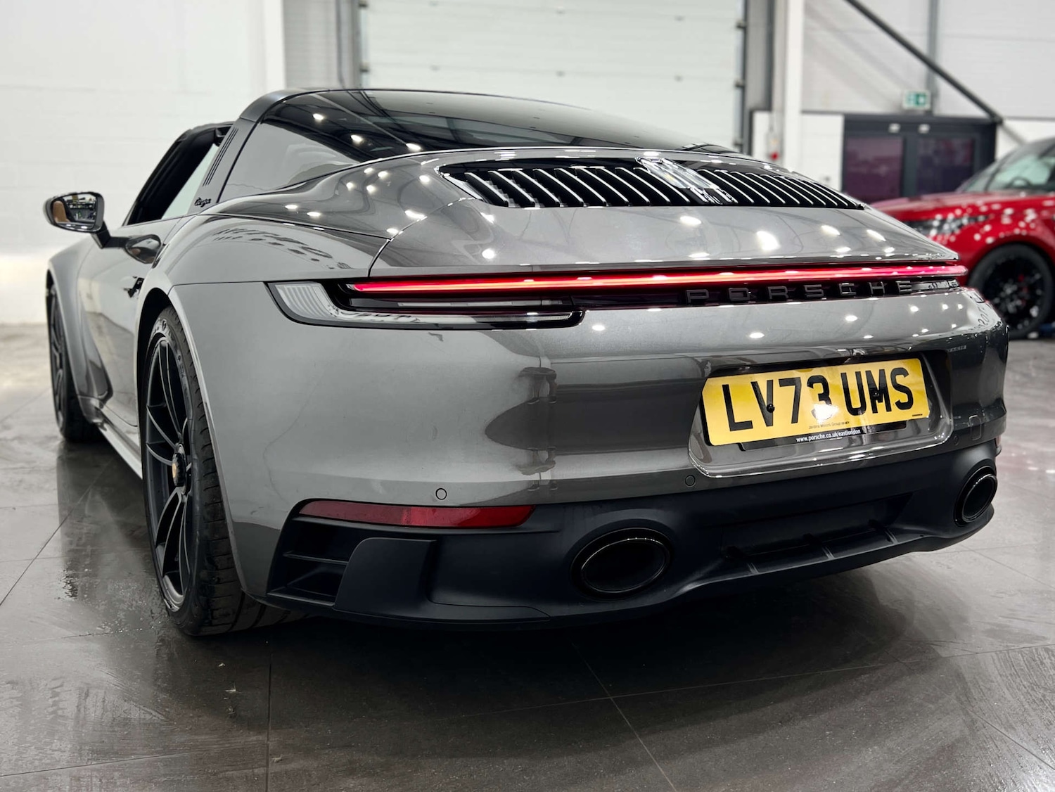 Used Porsche 911 2023 for sale - 76412625: Photo 12