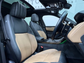 Used Land Rover Range Rover Velar 2024 for sale - 79296661: Photo