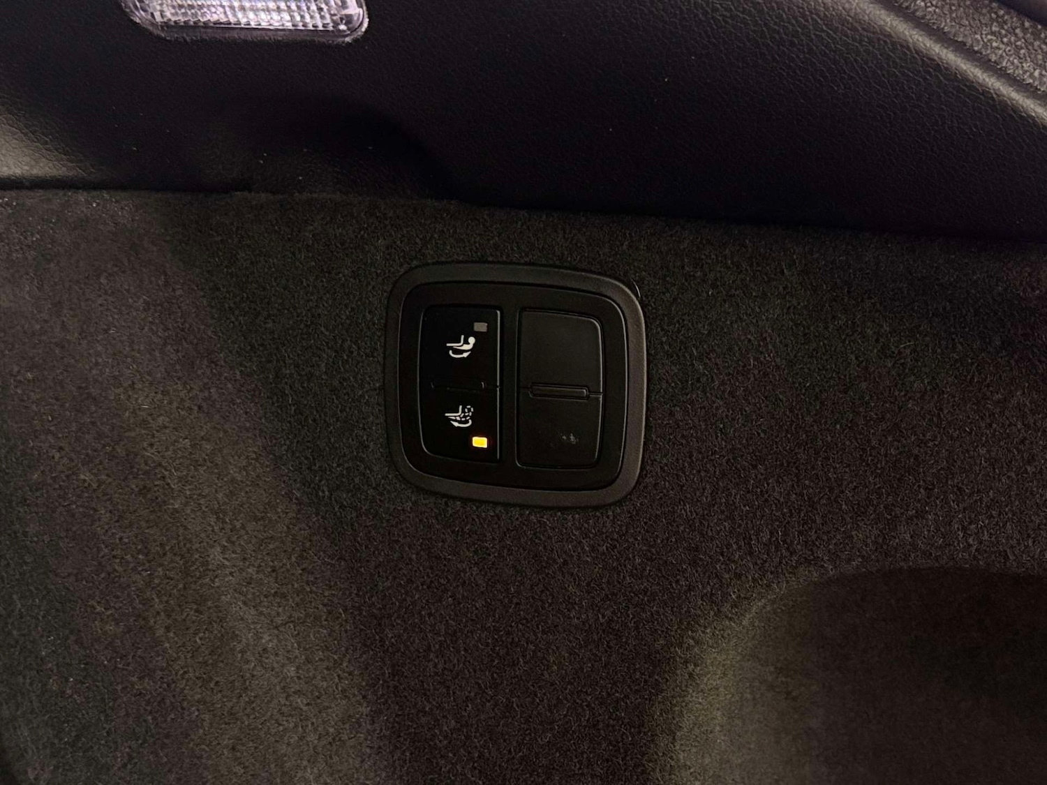 Used Porsche Macan 2022 for sale - 77571261: Photo 31