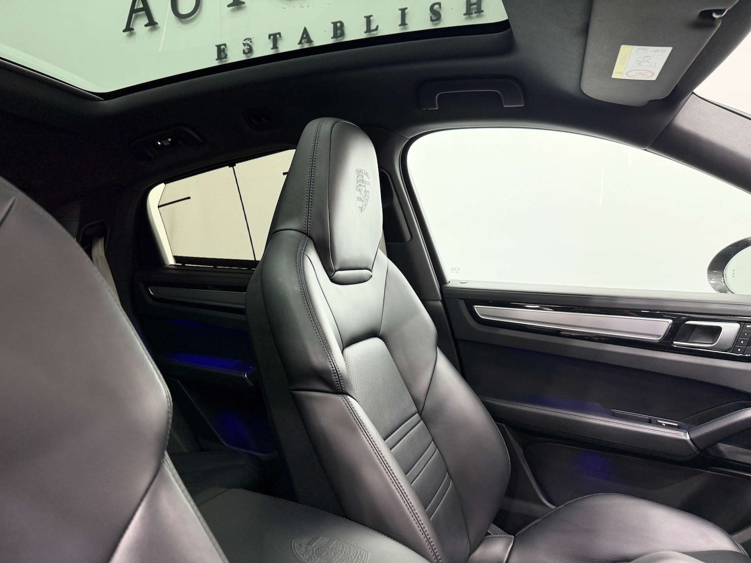 Used Porsche Cayenne 2023 for sale - 77833901: Photo 56