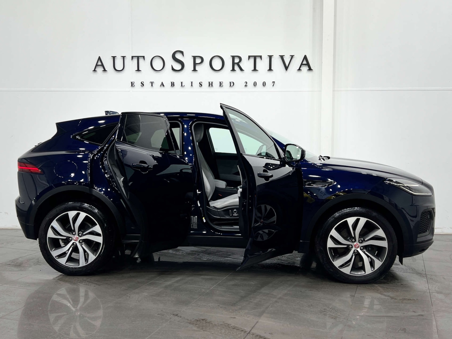 Used Jaguar E-Pace 2022 for sale - 76232952: Photo 14