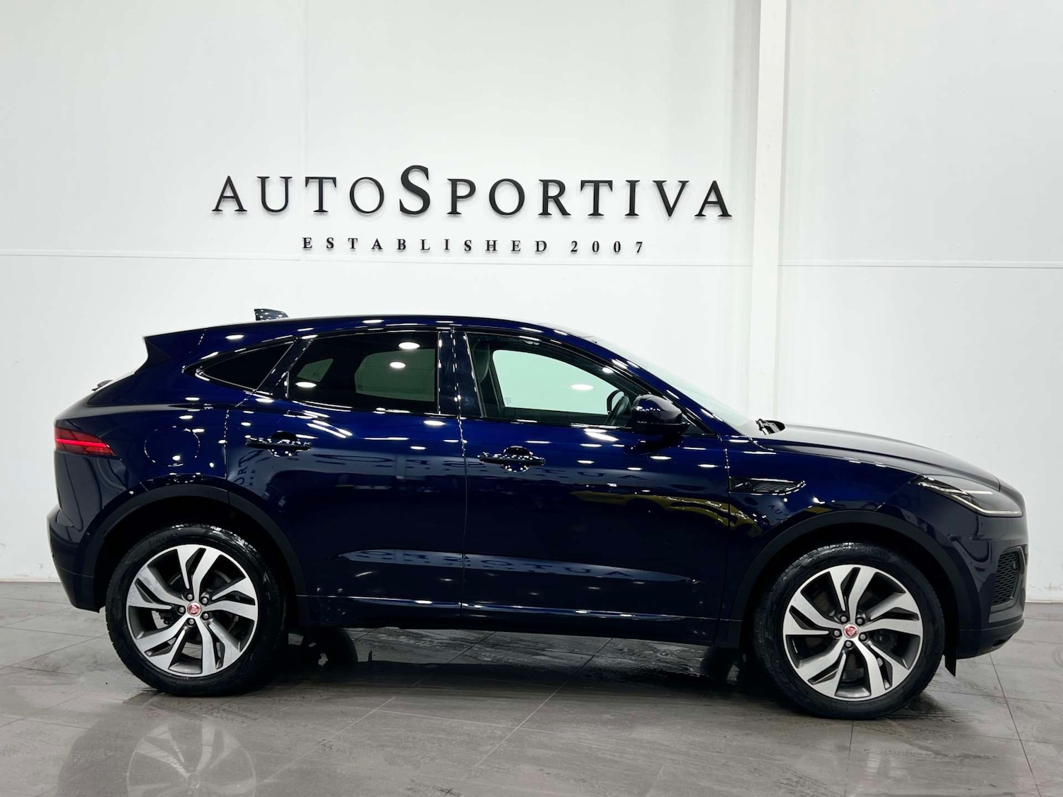Used Jaguar E-Pace 2022 for sale - 76232952: Photo 6