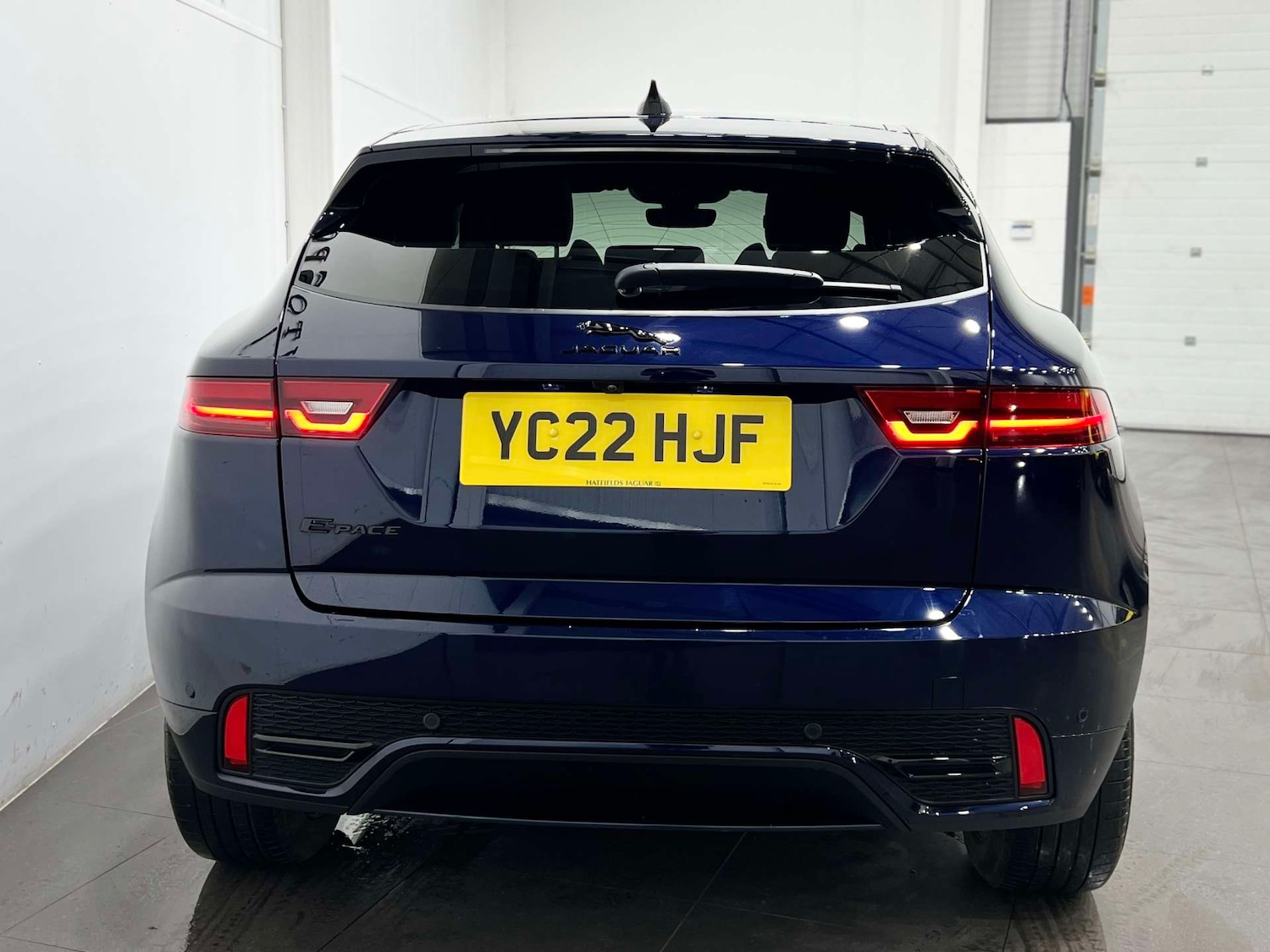 Used Jaguar E-Pace 2022 for sale - 76232952: Photo 9