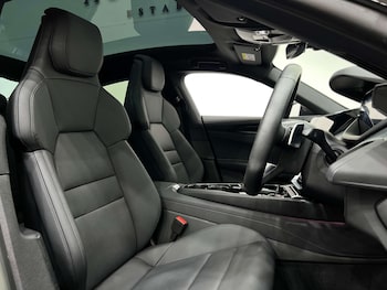 Used Audi e-tron GT 2023 for sale - 75583179: Photo