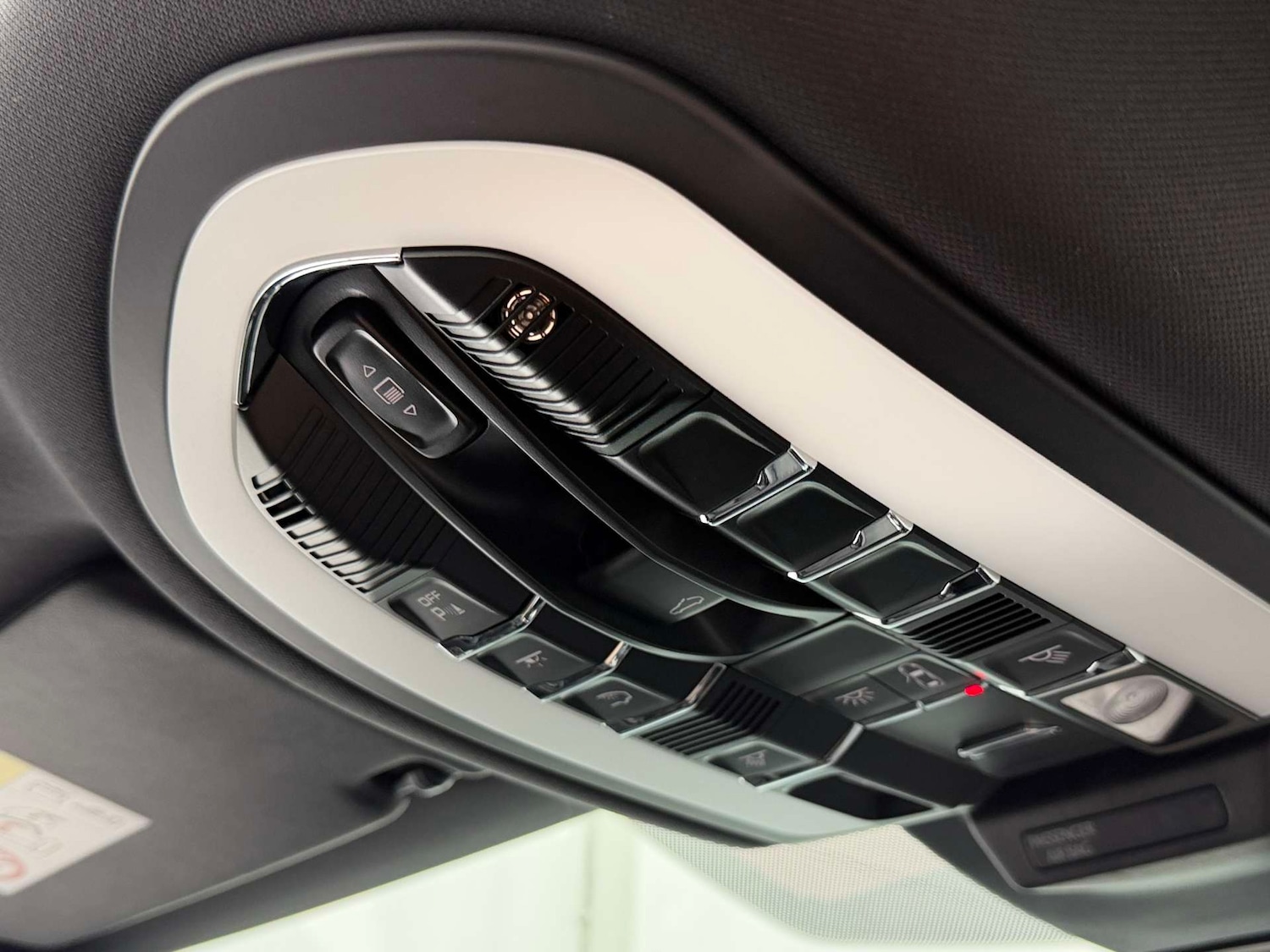 Used Porsche Macan 2022 for sale - 77833869: Photo 41