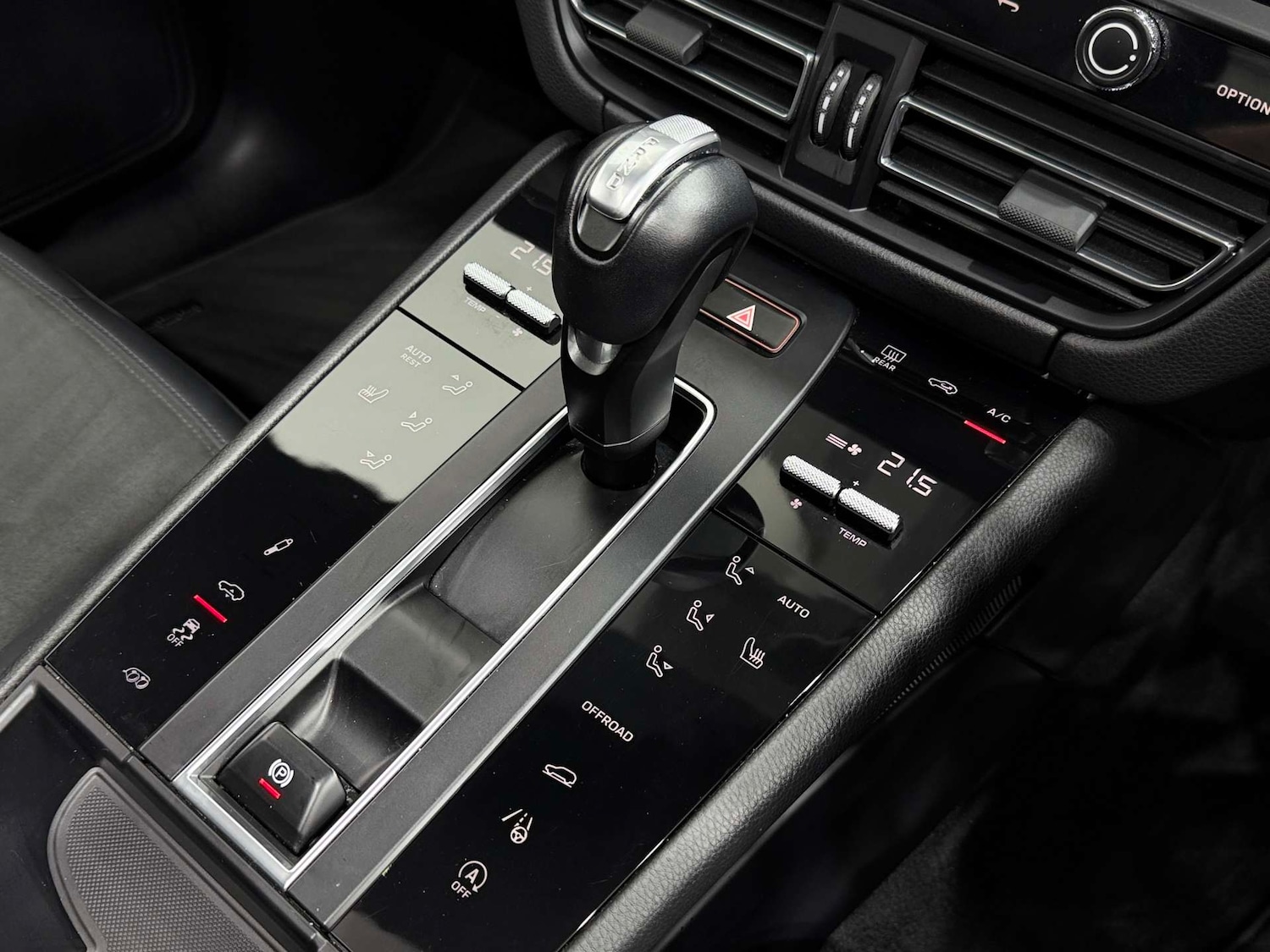 Used Porsche Macan 2022 for sale - 77833869: Photo 48