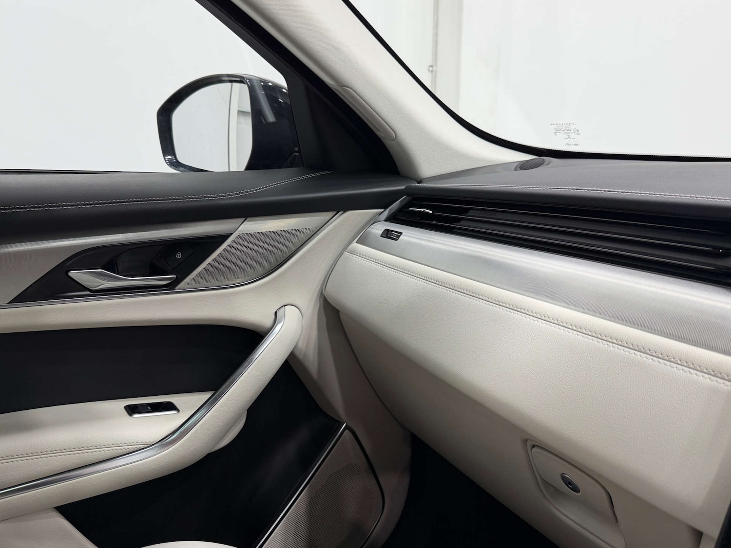 Used Jaguar F-Pace 2022 for sale - 77833889: Photo 36