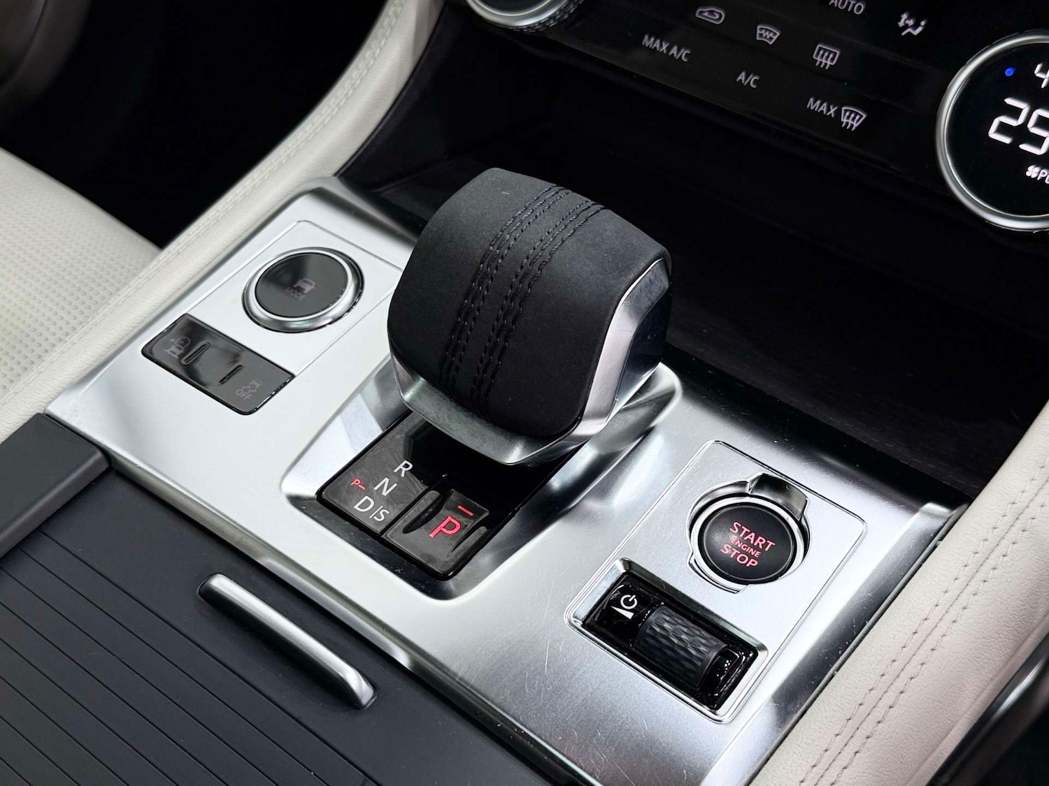 Used Jaguar F-Pace 2022 for sale - 77833889: Photo 49