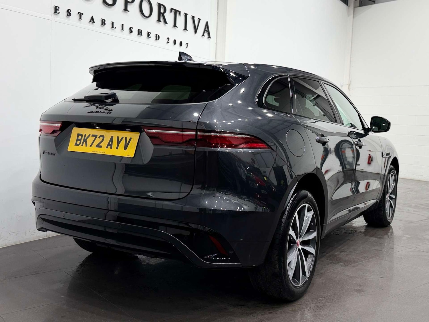 Used Jaguar F-Pace 2022 for sale - 77833889: Photo 6