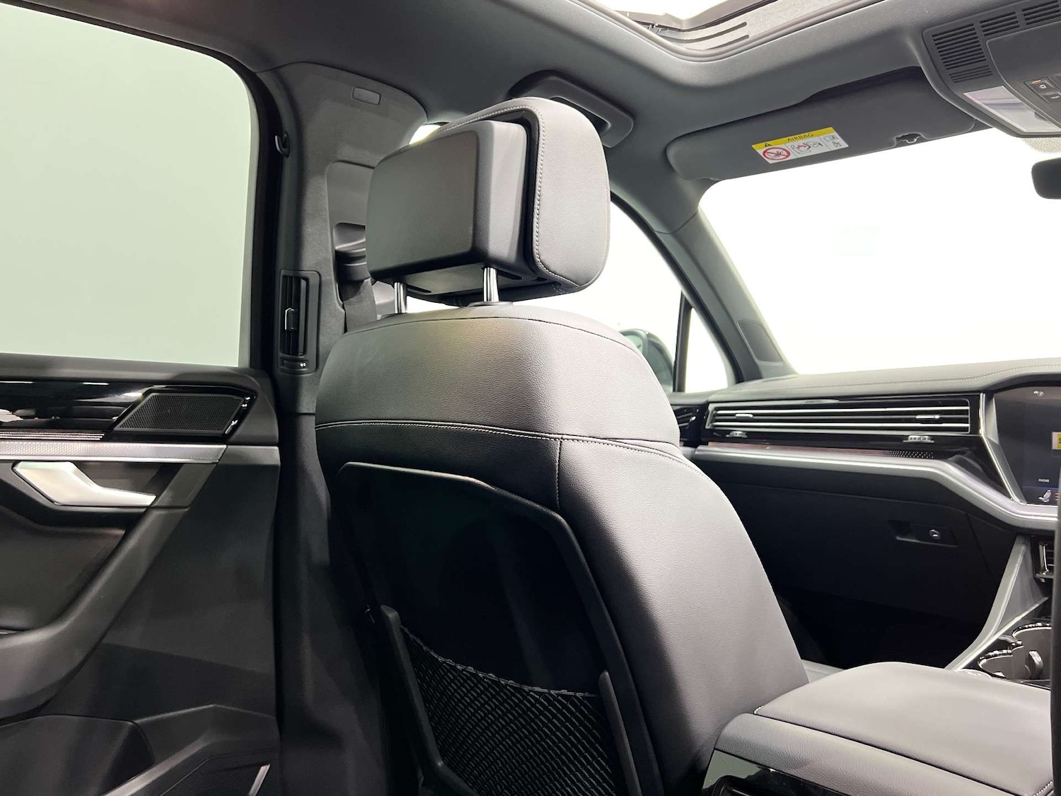 Used Volkswagen Touareg 2021 for sale - 76611758: Photo 15