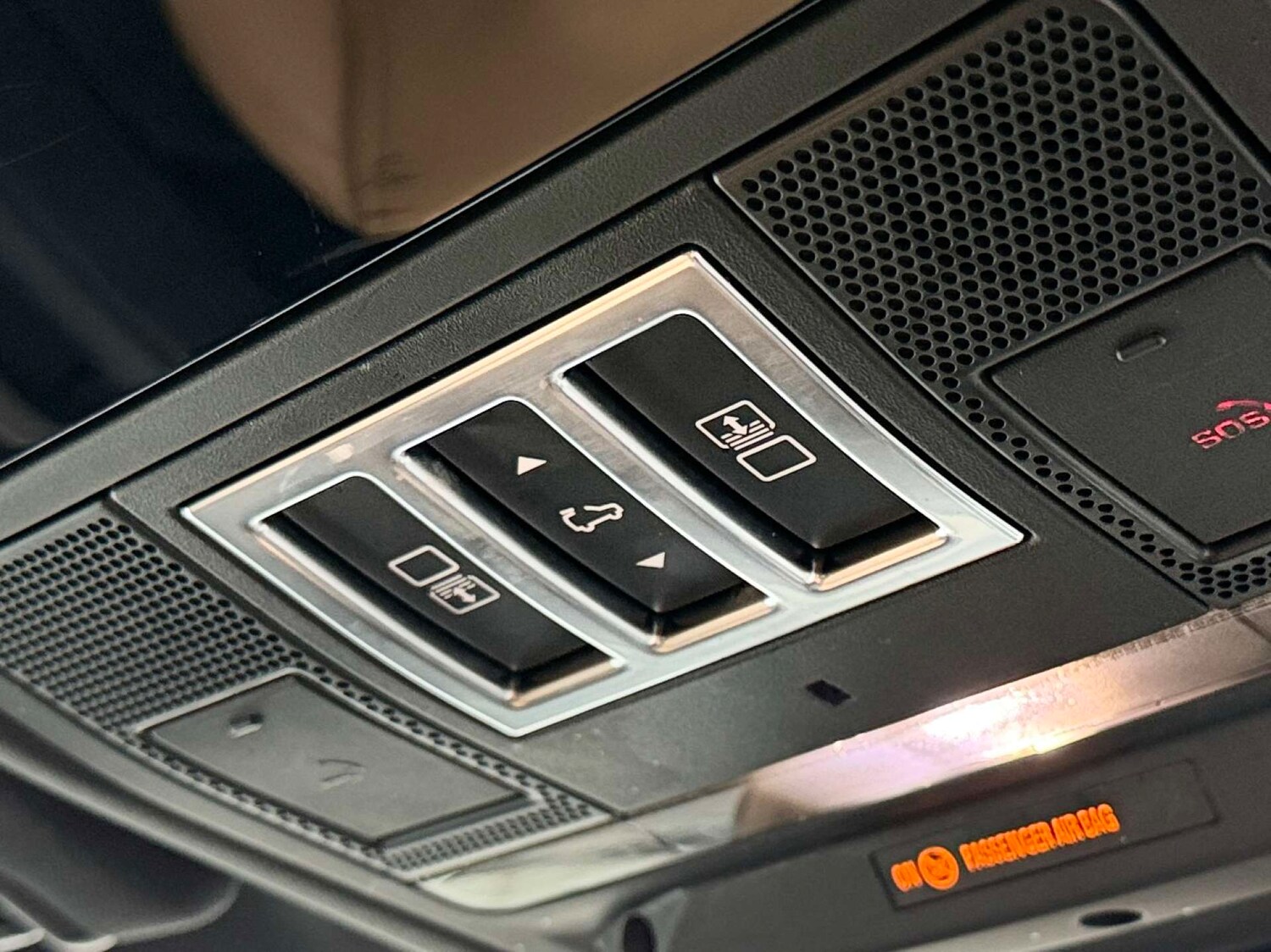 Used Land Rover Discovery 2023 for sale - 76724048: Photo 37