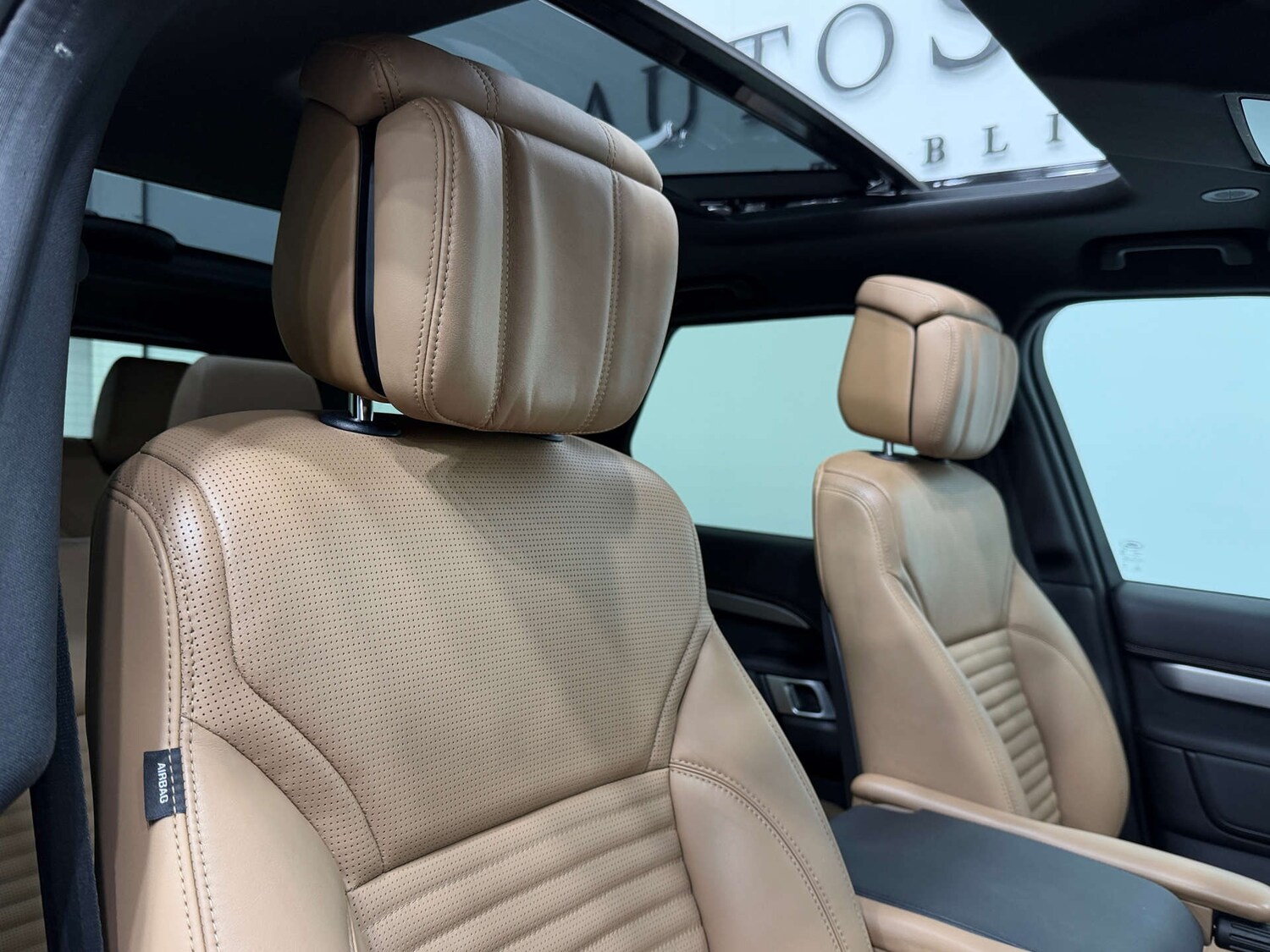 Used Land Rover Discovery 2023 for sale - 76724048: Photo 43