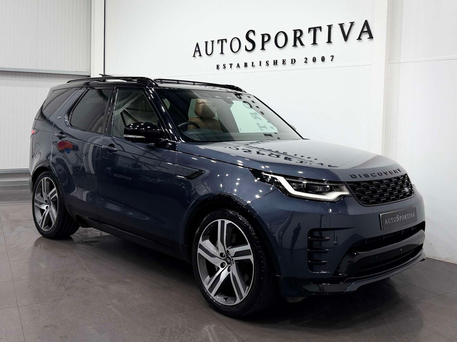 Used Land Rover Discovery 2023 for sale - 76724048: Photo 7