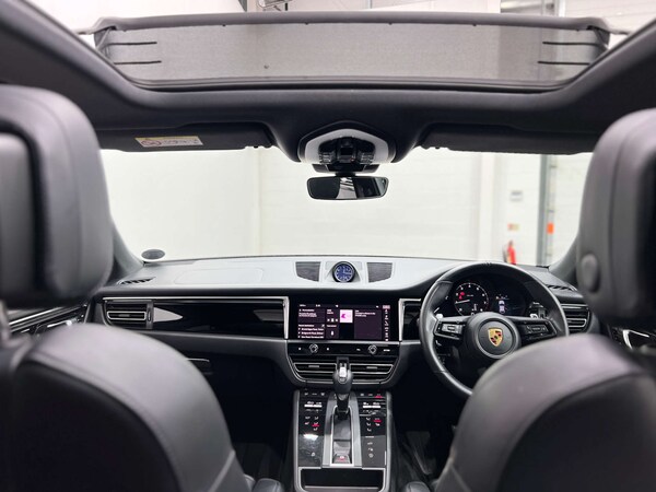 Used Porsche Macan 2021 for sale - 75427315: Photo 17