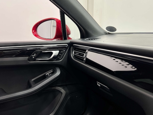Used Porsche Macan 2021 for sale - 75427315: Photo 36