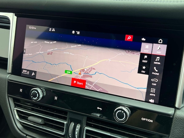 Used Porsche Macan 2021 for sale - 75427315: Photo 46