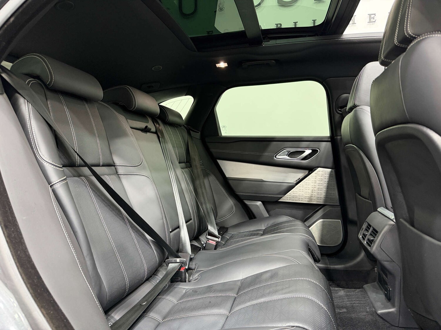 Used Land Rover Range Rover Velar 2022 for sale - 77469813: Photo 16