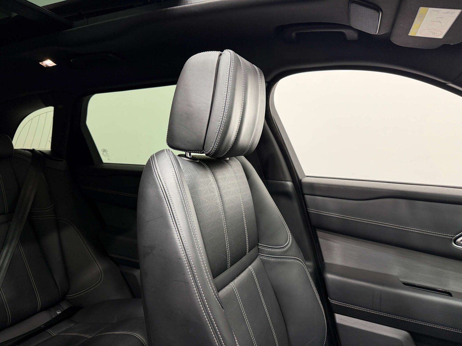 Used Land Rover Range Rover Velar 2022 for sale - 77469813: Photo 40