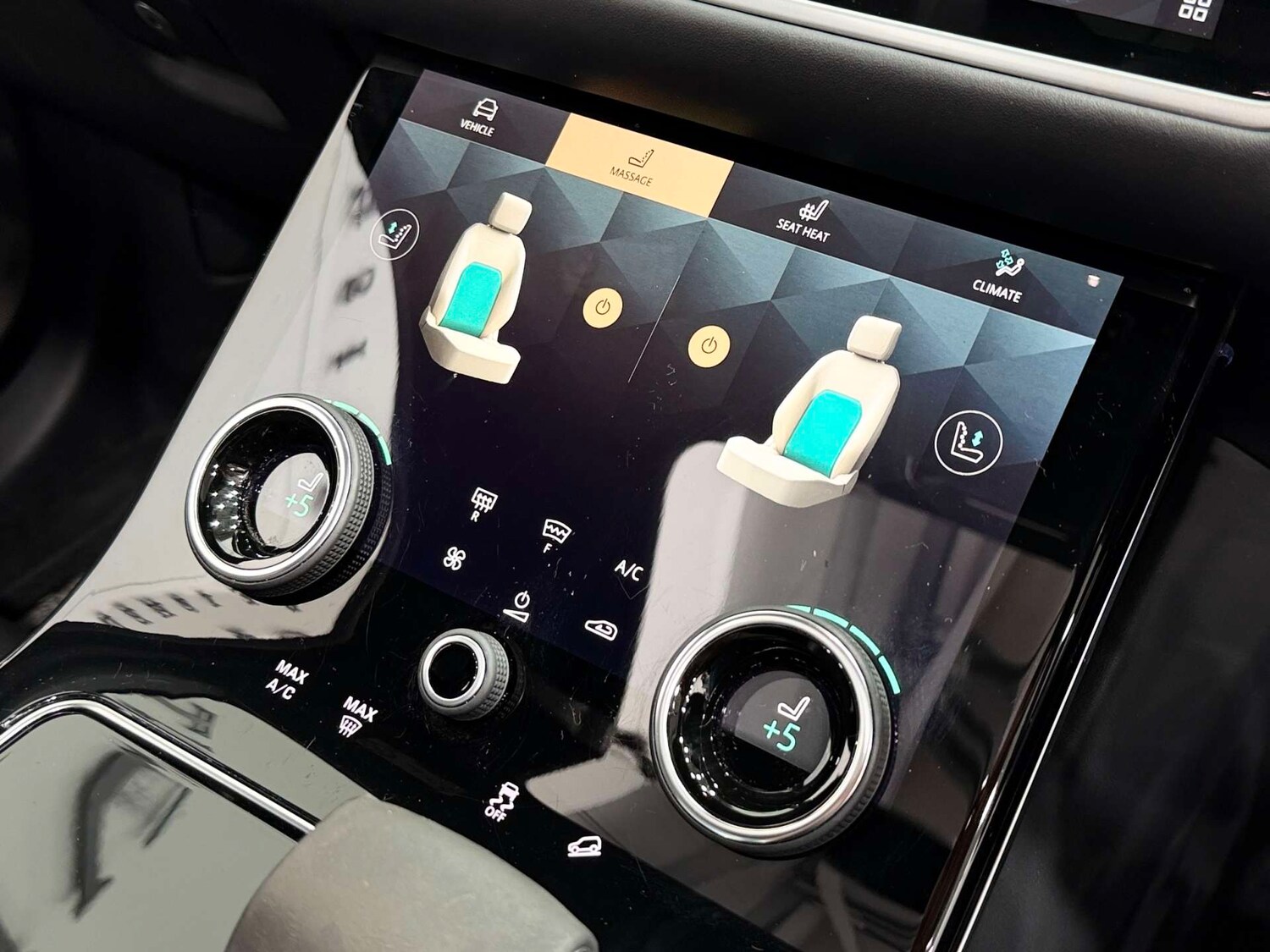 Used Land Rover Range Rover Velar 2022 for sale - 77469813: Photo 45