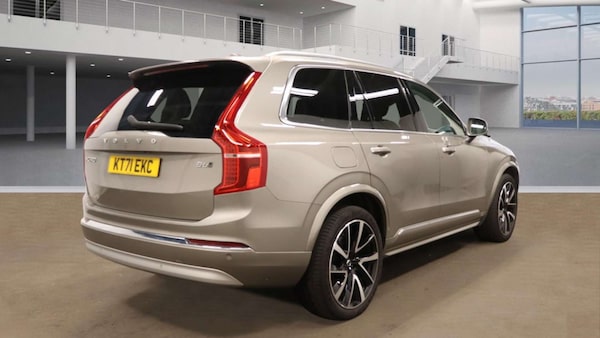 Used Volvo XC90 2021 for sale - 76255881: Photo 2