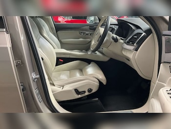 Used Volvo XC90 2021 for sale - 76255881: Photo