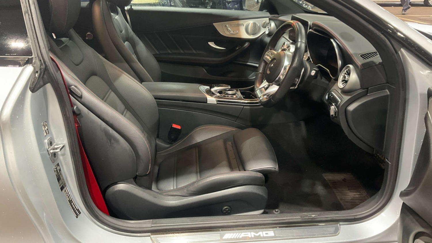 Used Mercedes-Benz C Class 2023 for sale - 77211854: Photo 2