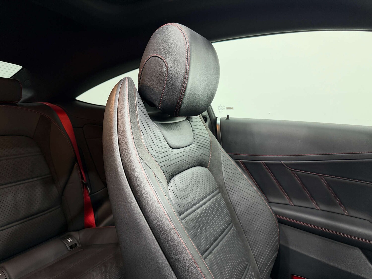 Used Mercedes-Benz C Class 2023 for sale - 77211854: Photo 42