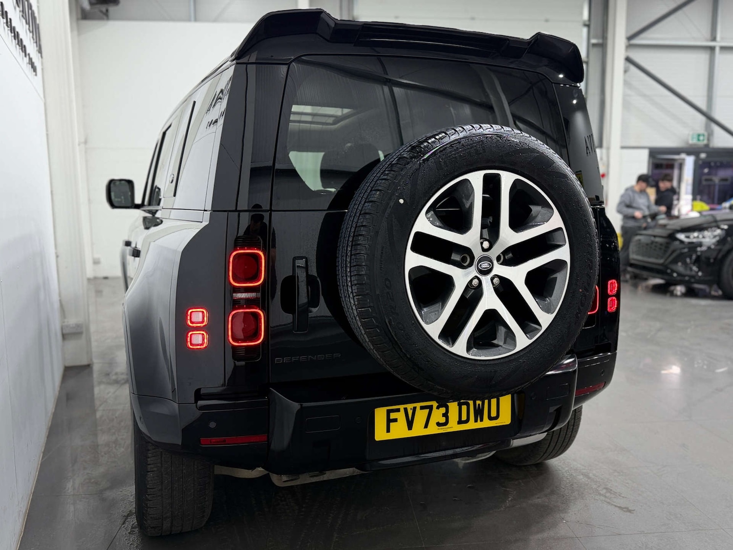 Used Land Rover Defender 2023 for sale - 77833949: Photo 12