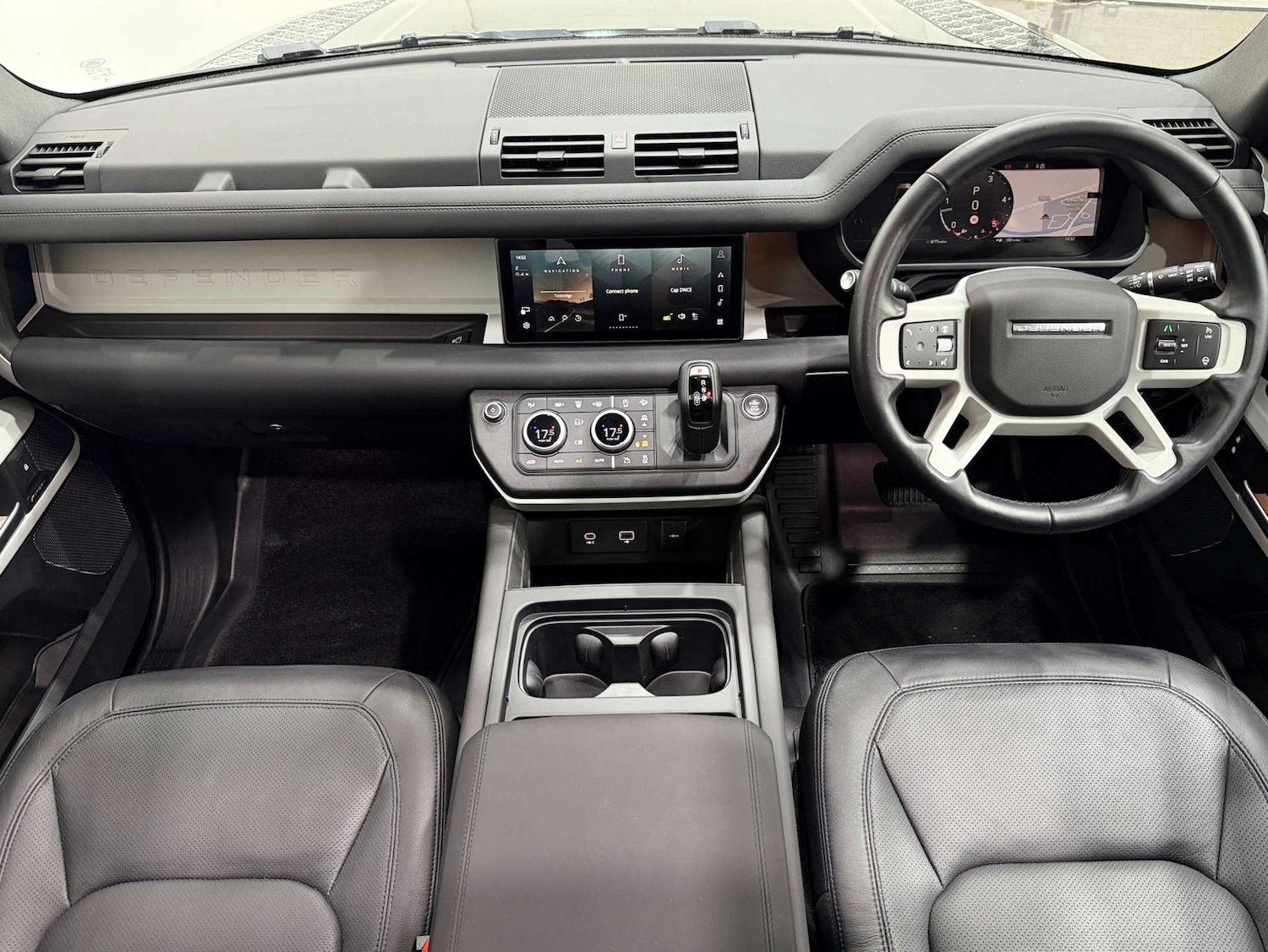 Used Land Rover Defender 2023 for sale - 77833949: Photo 22