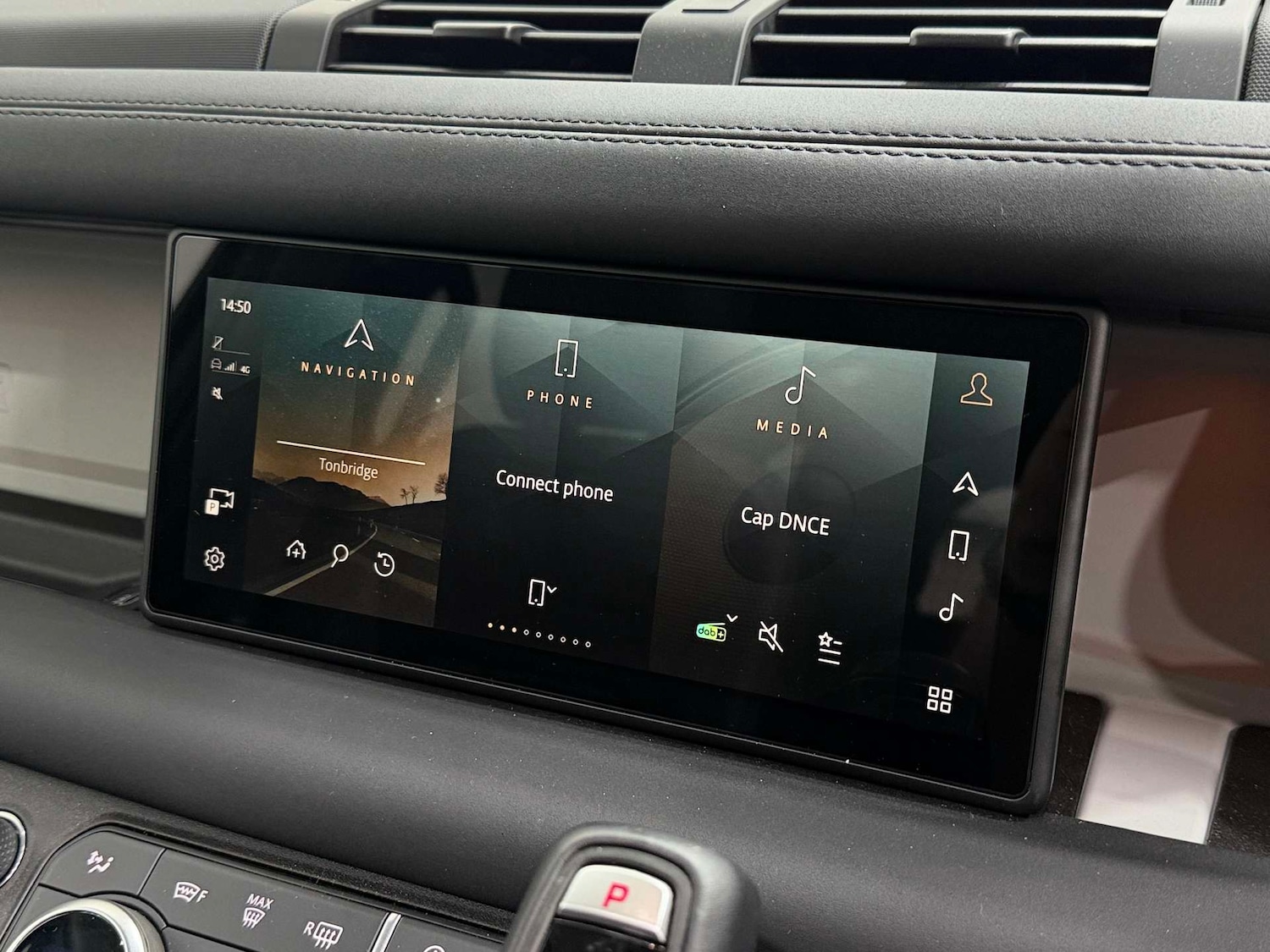 Used Land Rover Defender 2023 for sale - 77833949: Photo 41