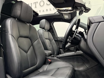 Used Porsche Macan 2024 for sale - 79020941: Photo