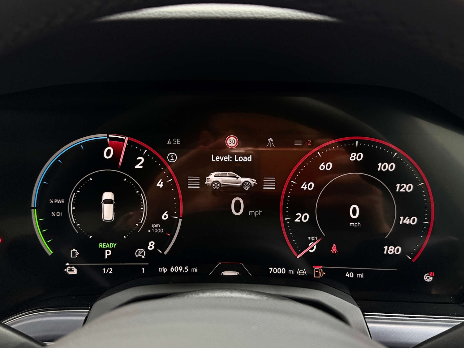 Used Volkswagen Touareg 2024 for sale - 76625876: Photo 25