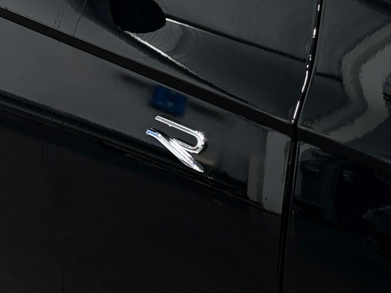 Used Volkswagen Touareg 2024 for sale - 76625876: Photo 32