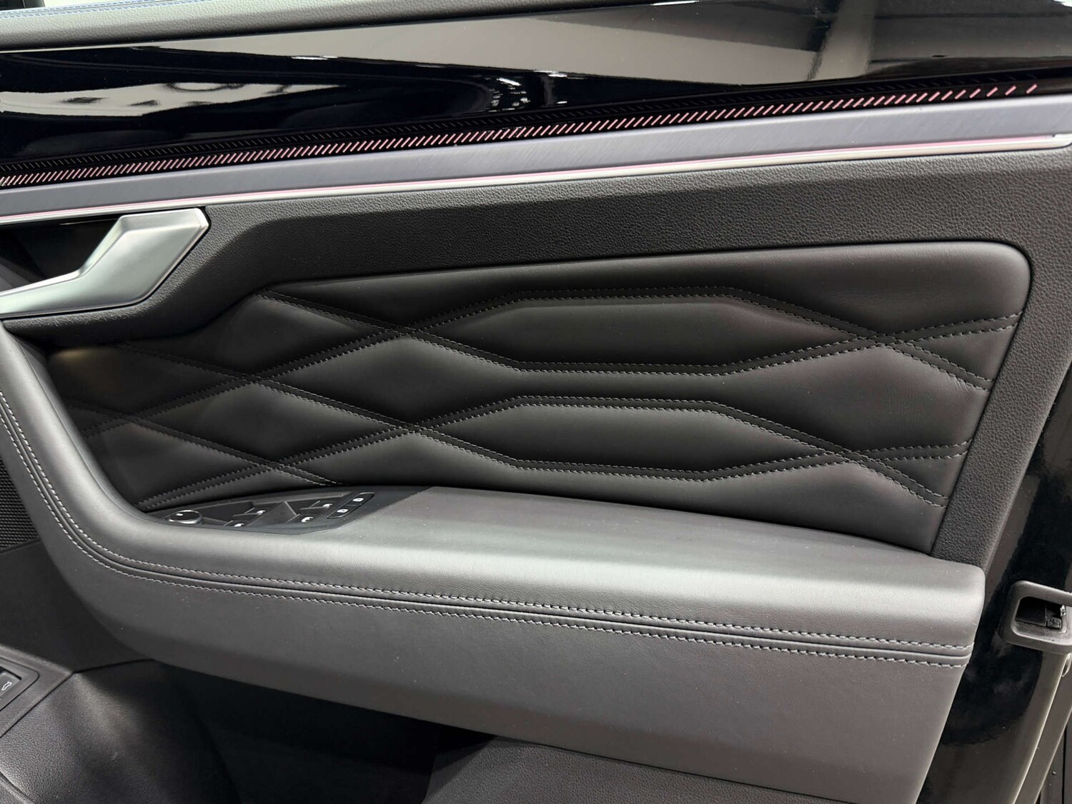 Used Volkswagen Touareg 2024 for sale - 76625876: Photo 39