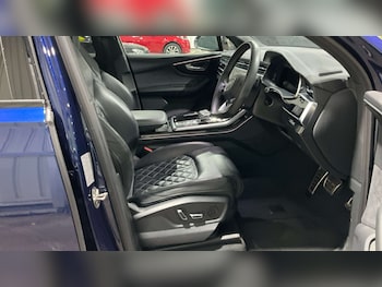 Used Audi Q7 2024 for sale - 76720487: Photo
