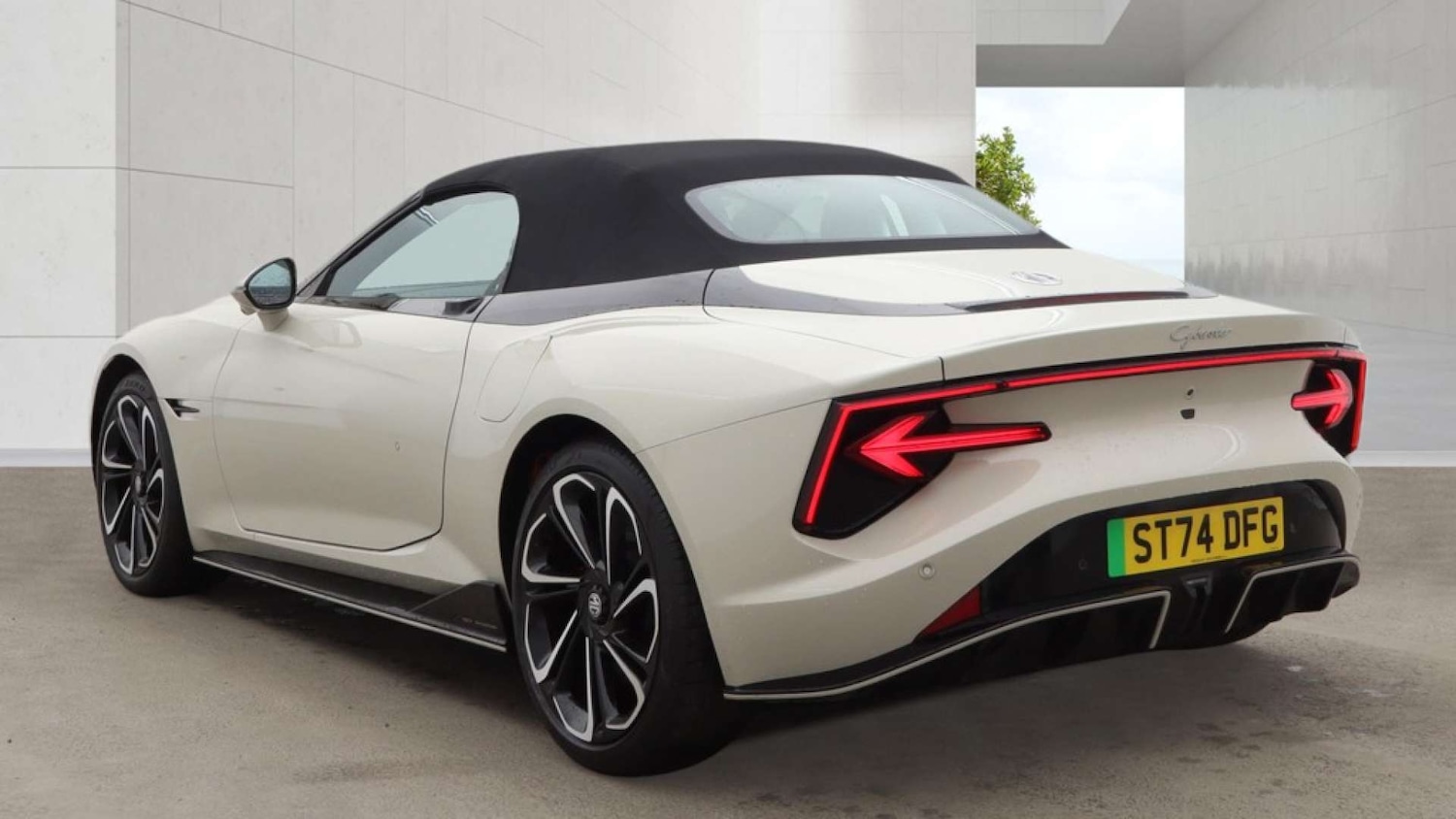 Used MG Cyberster 2024 for sale - 78154356: Photo 2