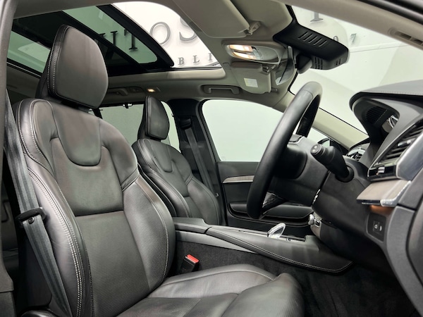 Used Volvo XC90 2022 for sale - 75795143: Photo 2