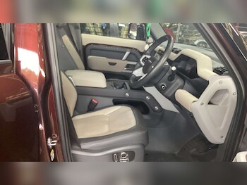 Used Land Rover Defender 2023 for sale - 78733875: Photo