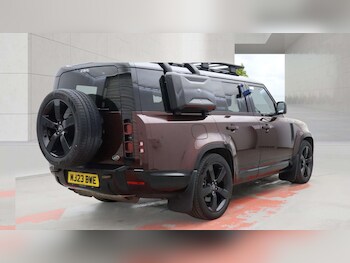 Used Land Rover Defender 2023 for sale - 78733875: Photo