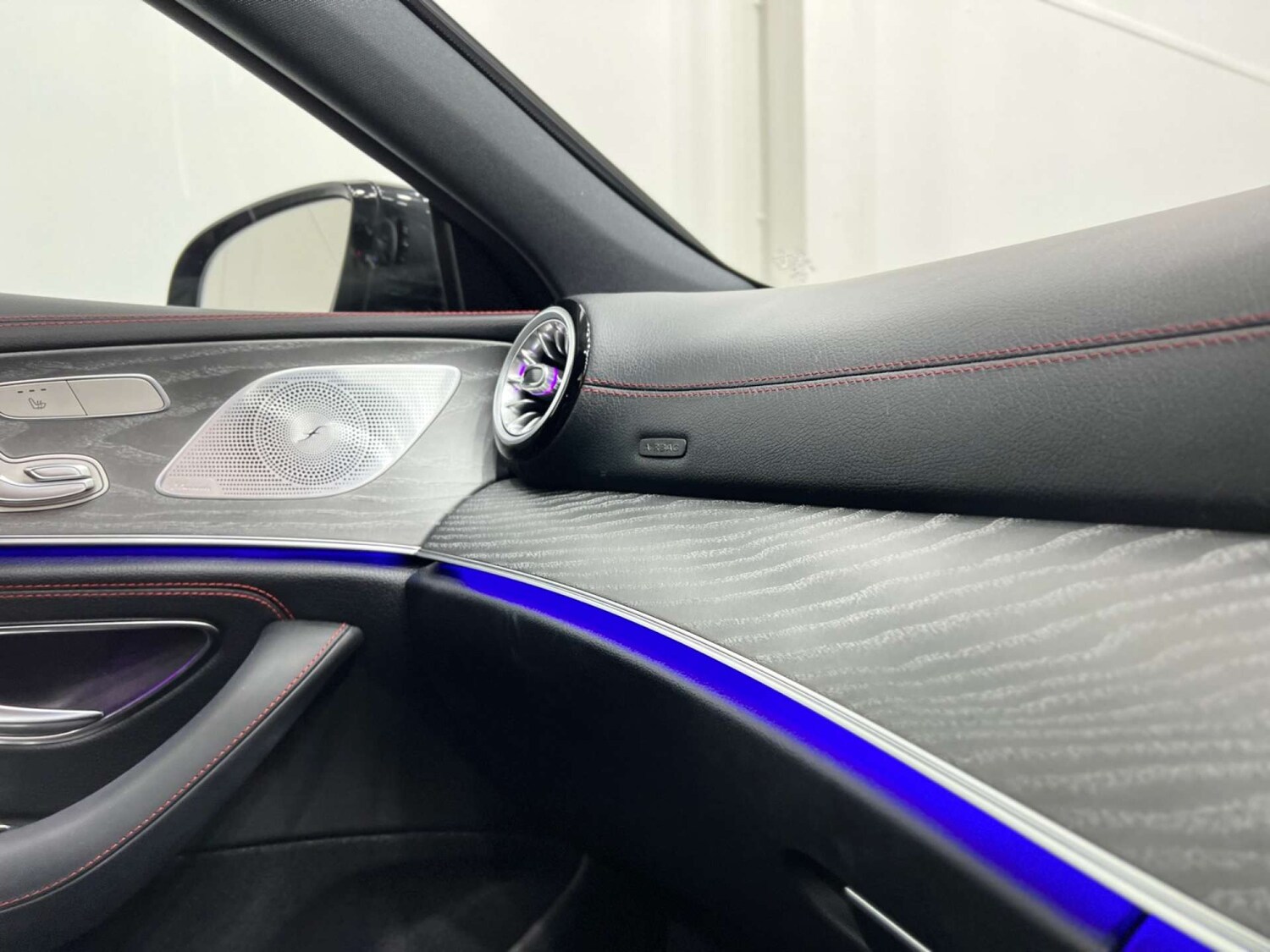 Used Mercedes-Benz CLS 2020 for sale - 76384141: Photo 39